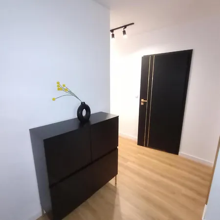 Apartman Apartament Kwiatowa *