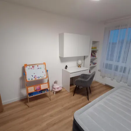 Apartament Kwiatowa Apartman