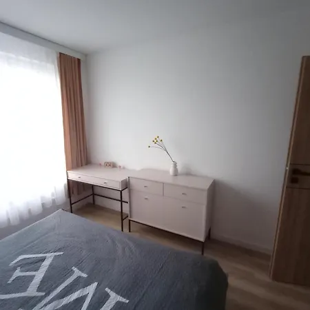 Apartament Kwiatowa Apartman *